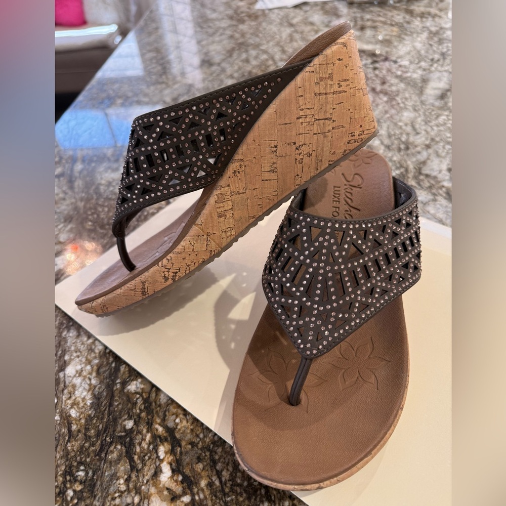 SKECHERS Beverlee jewel studded wedge sandals size 7. Luxe foam cork heel. - Picture 1 of 6